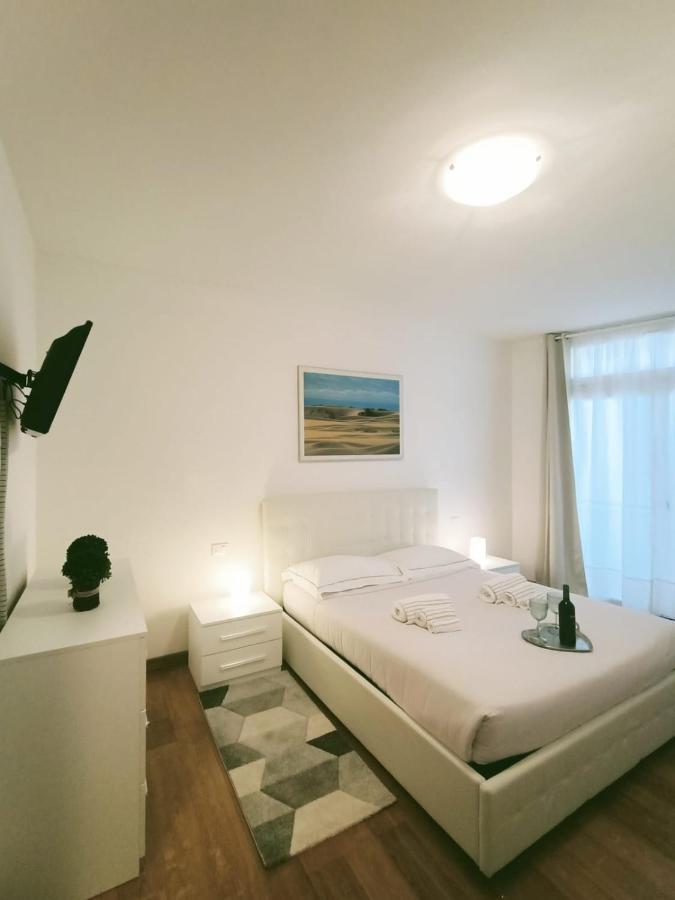 Apartamento Skyline su San Remo Exterior foto